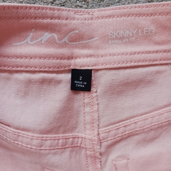 INC SKINNY LEG PINK REGULAR FIT JEANS - Picture 6 of 7